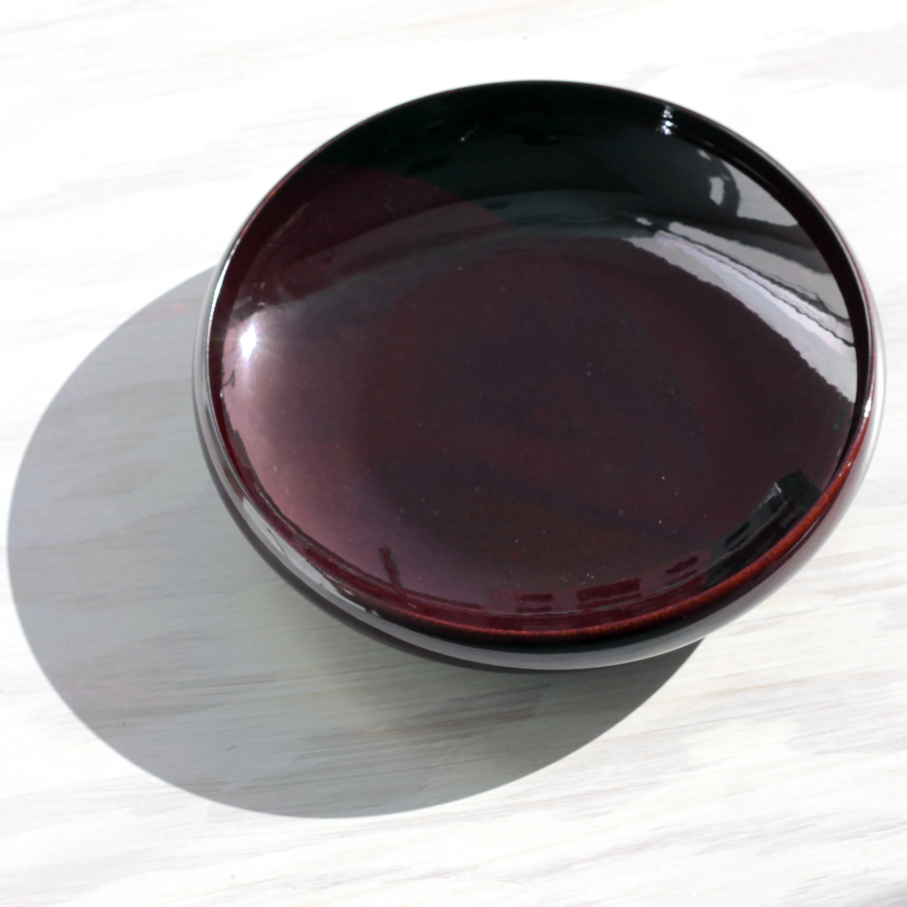 Tsudoi Crimson Round Bowl - Image 3