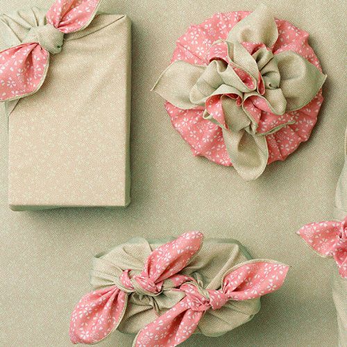 Furoshiki Amunzen Reversible 70 (Light-Green Sharkskin / Pink Sakura) - Image 3
