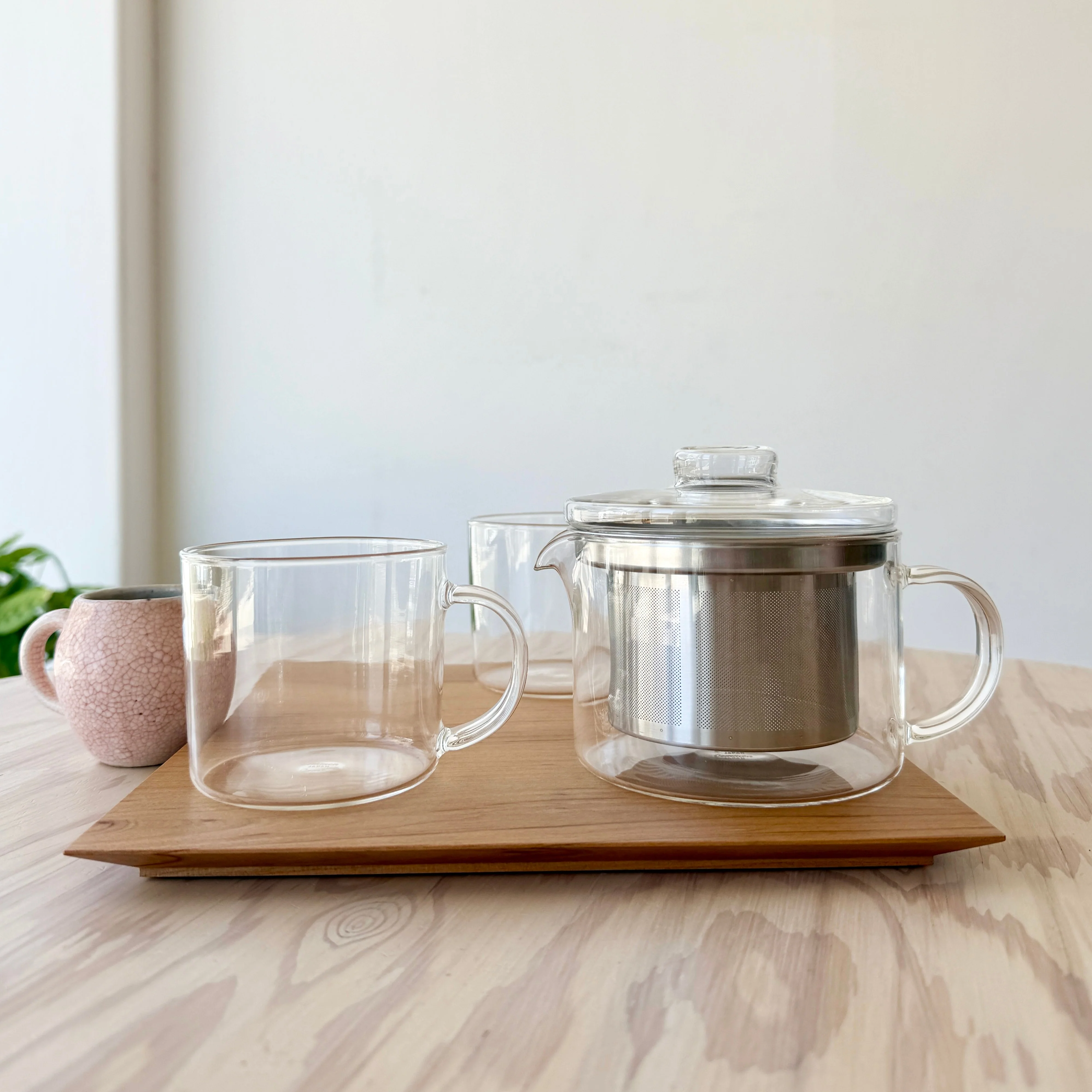 Straight Glass Tea Pot by Common - Image 9