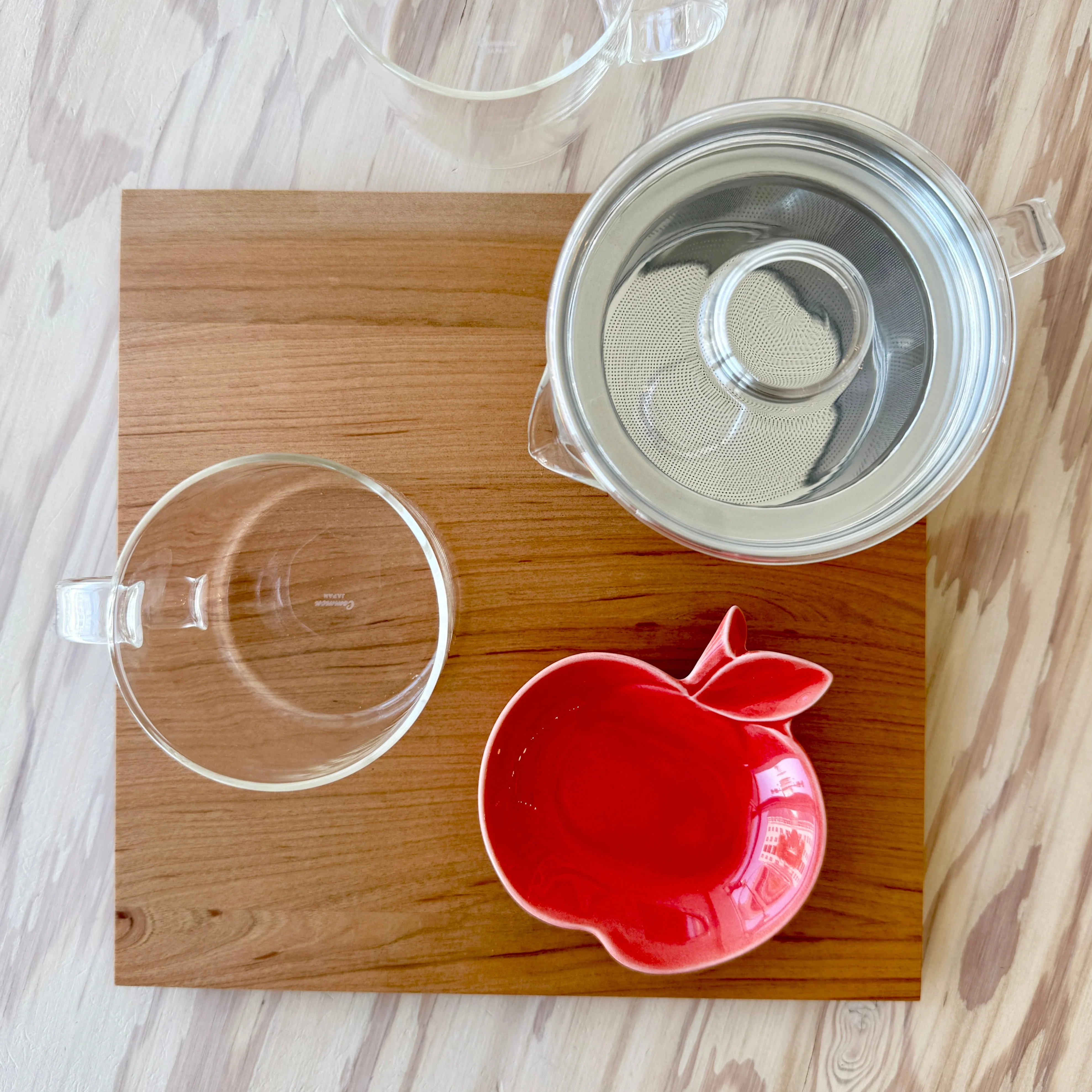 Straight Glass Tea Pot by Common - Image 10