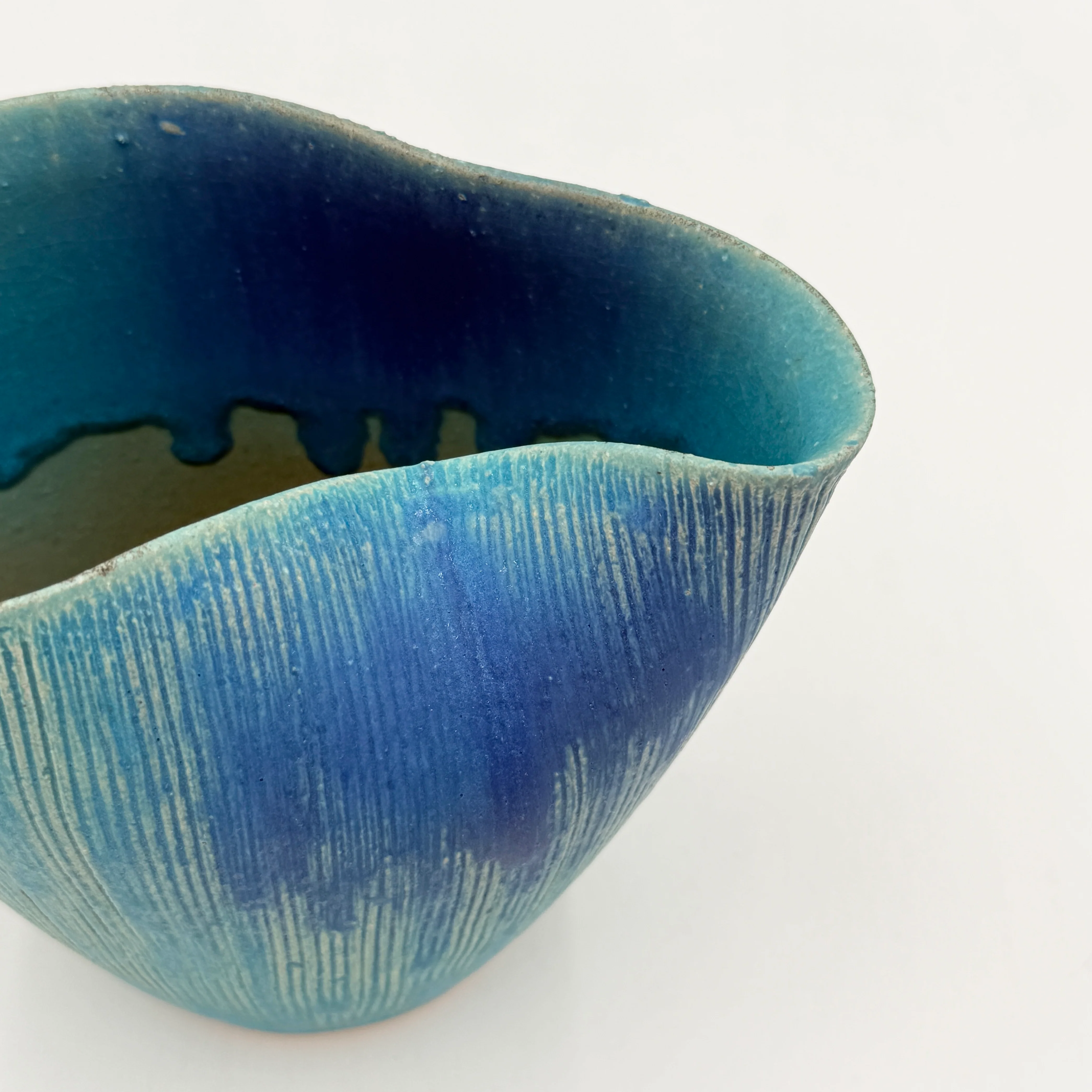 Hechimon Seiran Warped Pot Vase - Image 5