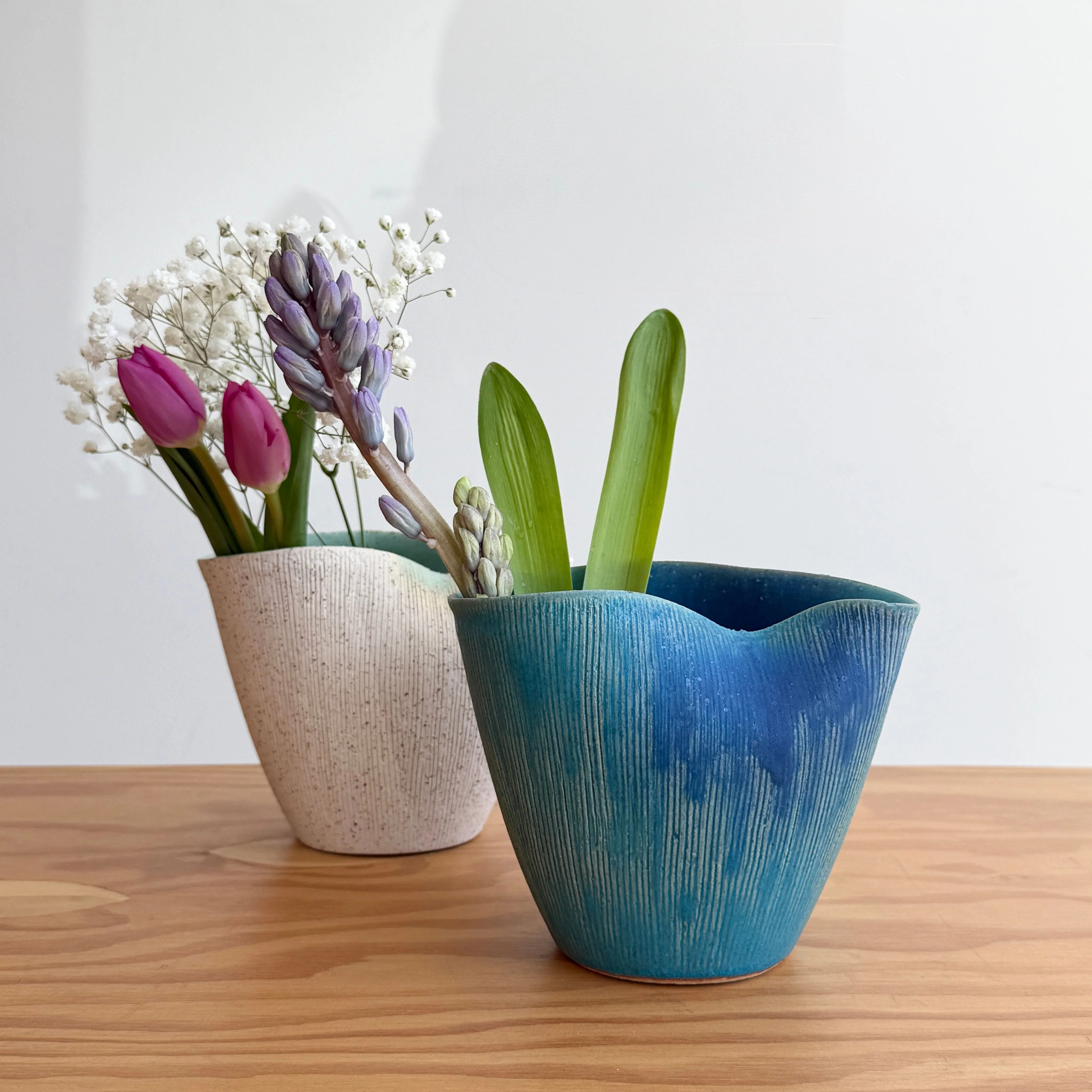 Hechimon Seiran Warped Pot Vase - Image 9