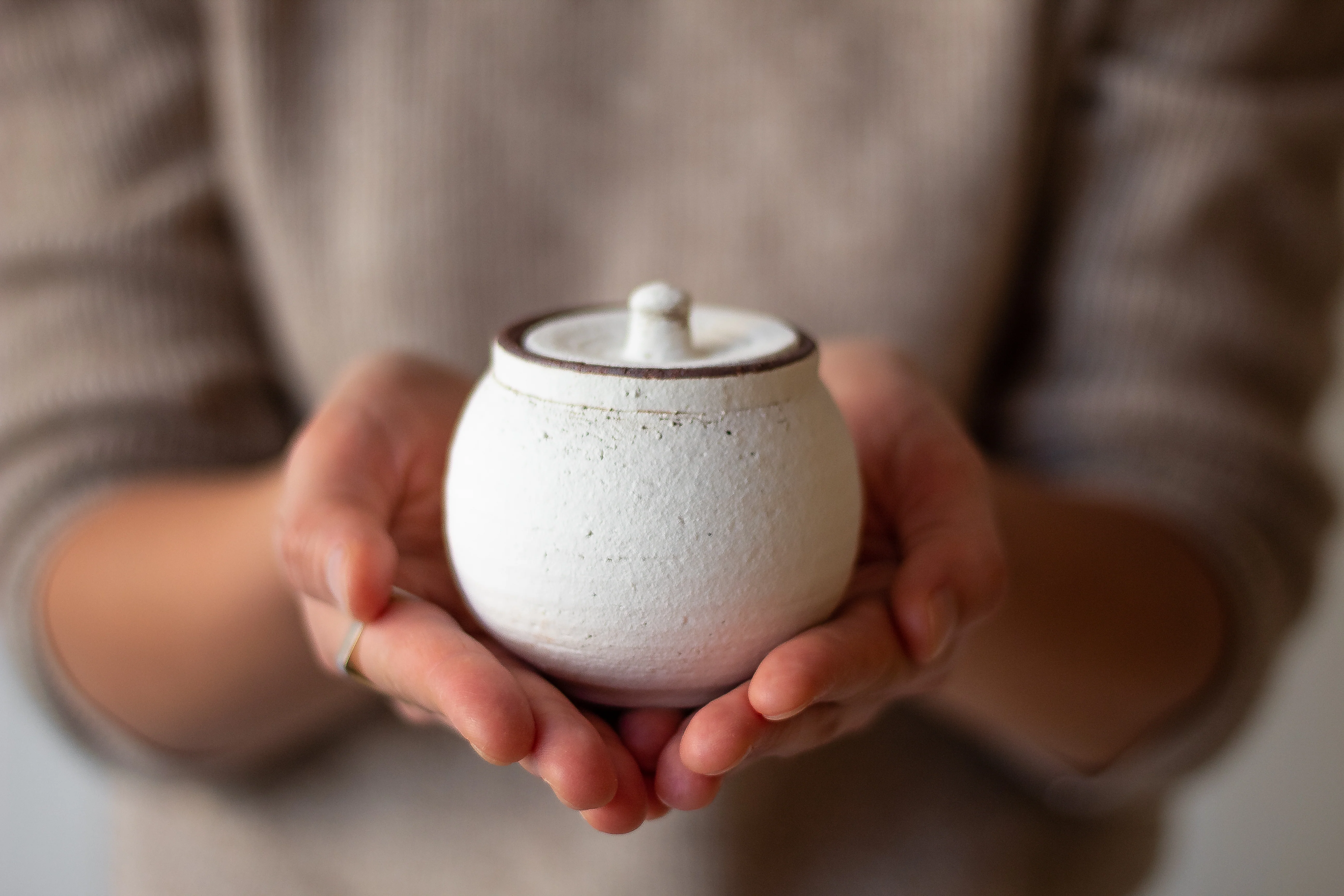 Hechimon Shio-Tsubo Salt Pot - Image 8
