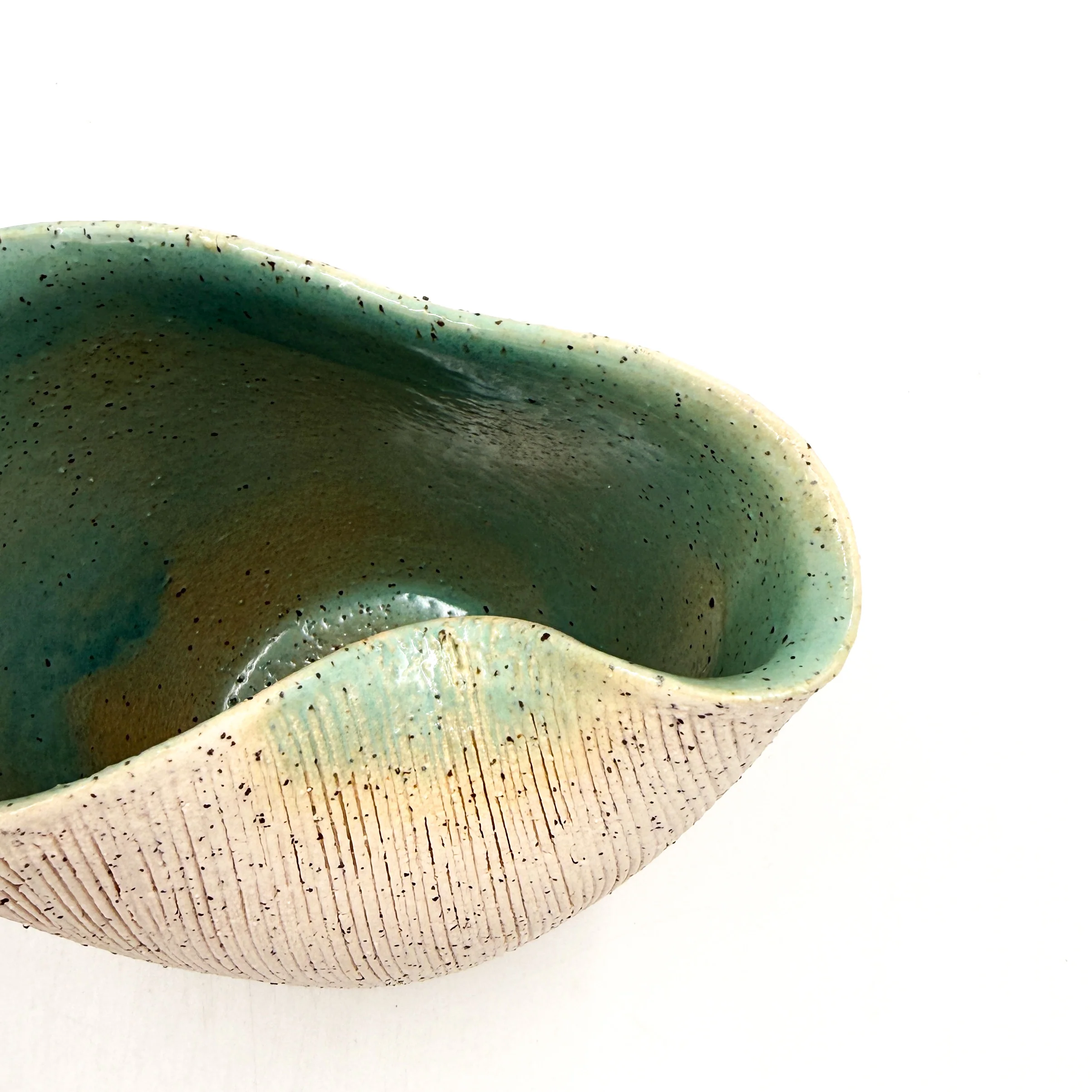 Hechimon Shiro Asagi Warped Pot Vase - Image 5