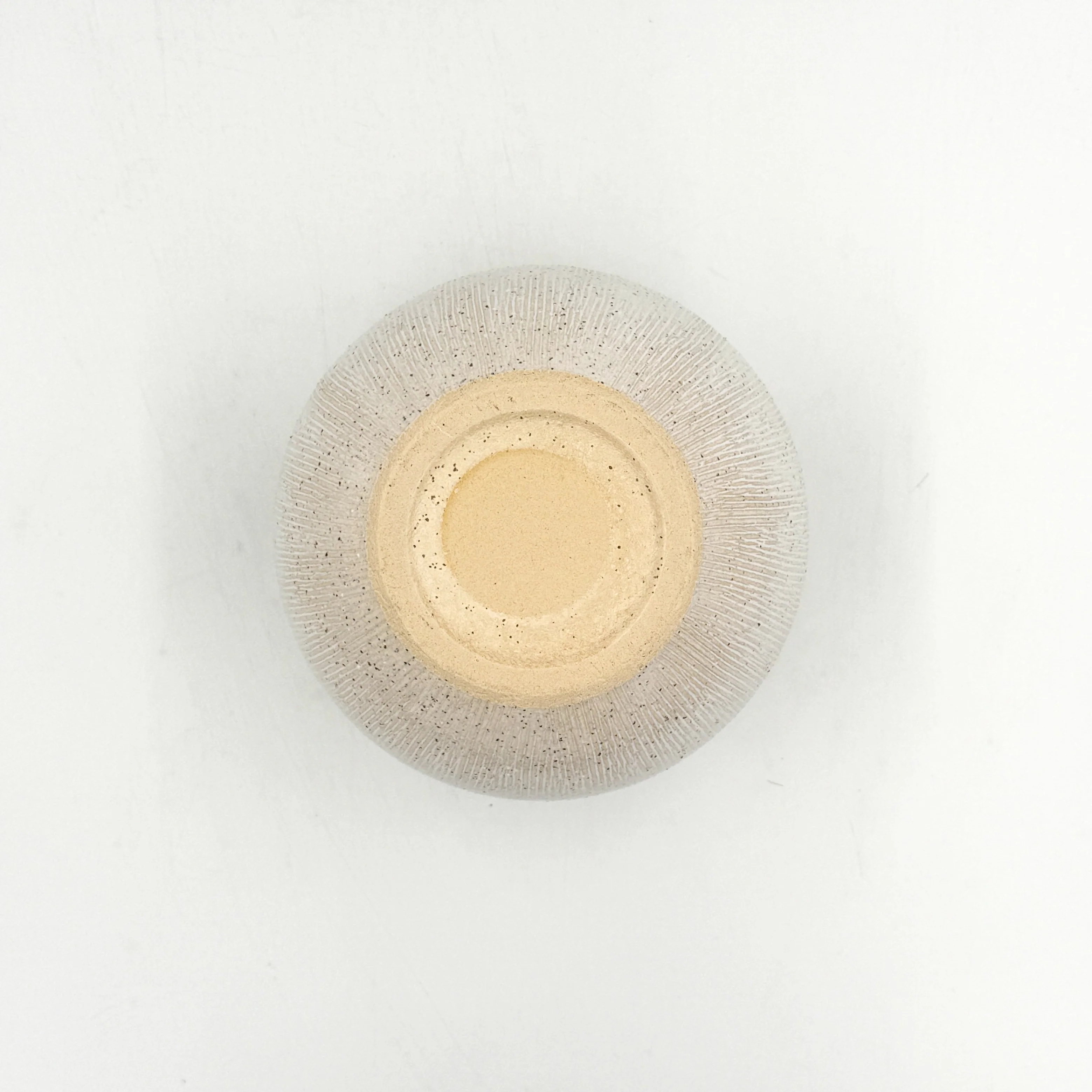 Hechimon Shiro Tessa Round Vase - Image 3