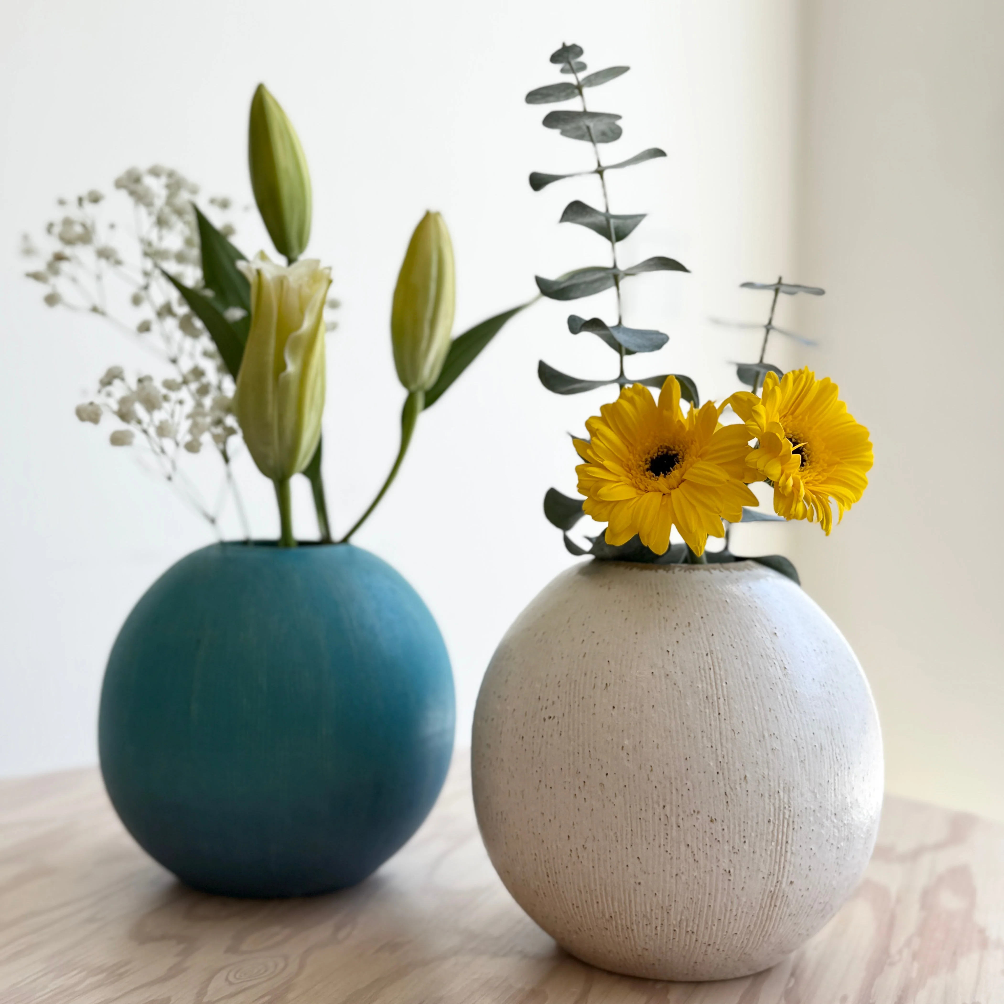 Hechimon Shiro Tessa Round Vase - Image 7