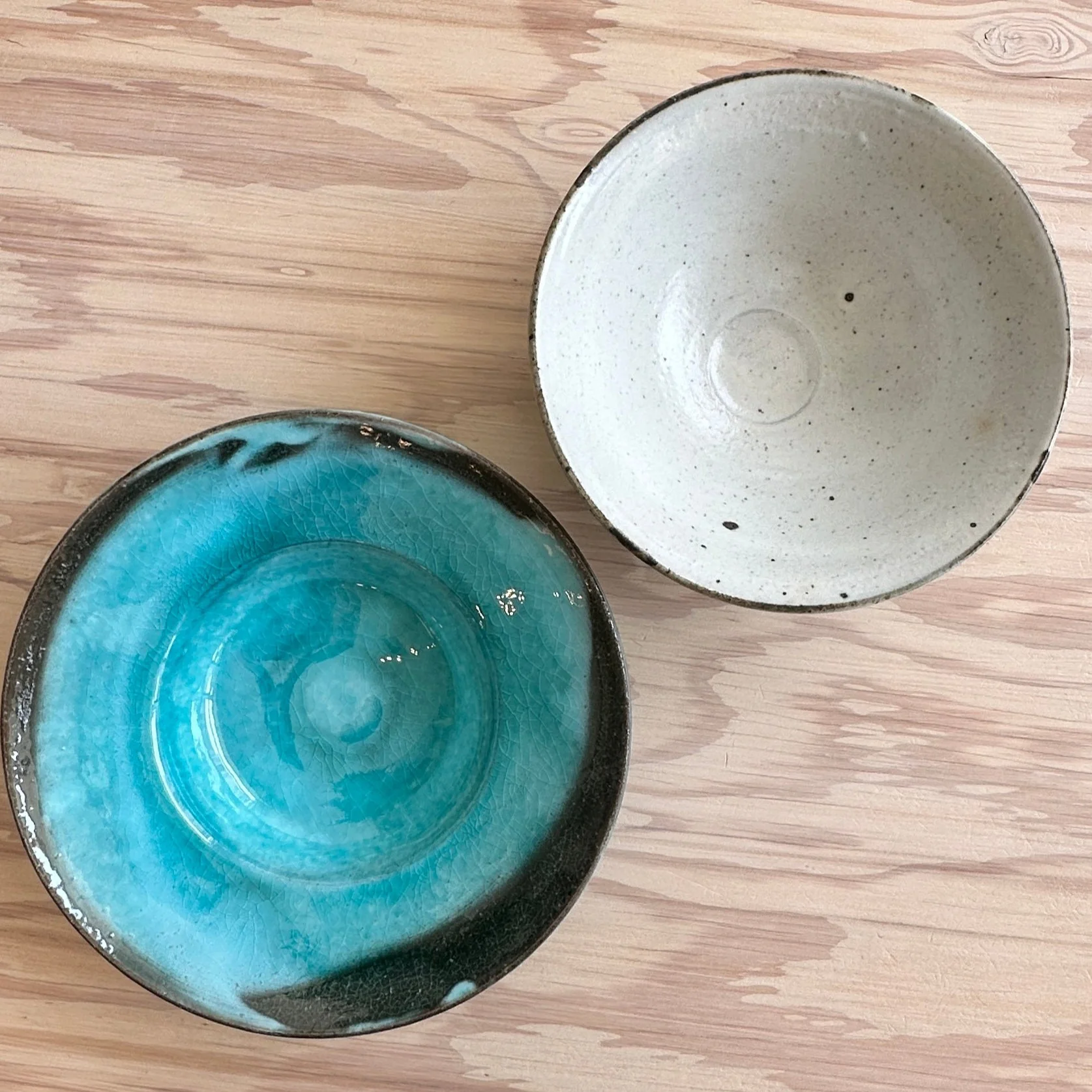 Hekisui Rimmed Bowl - Image 8