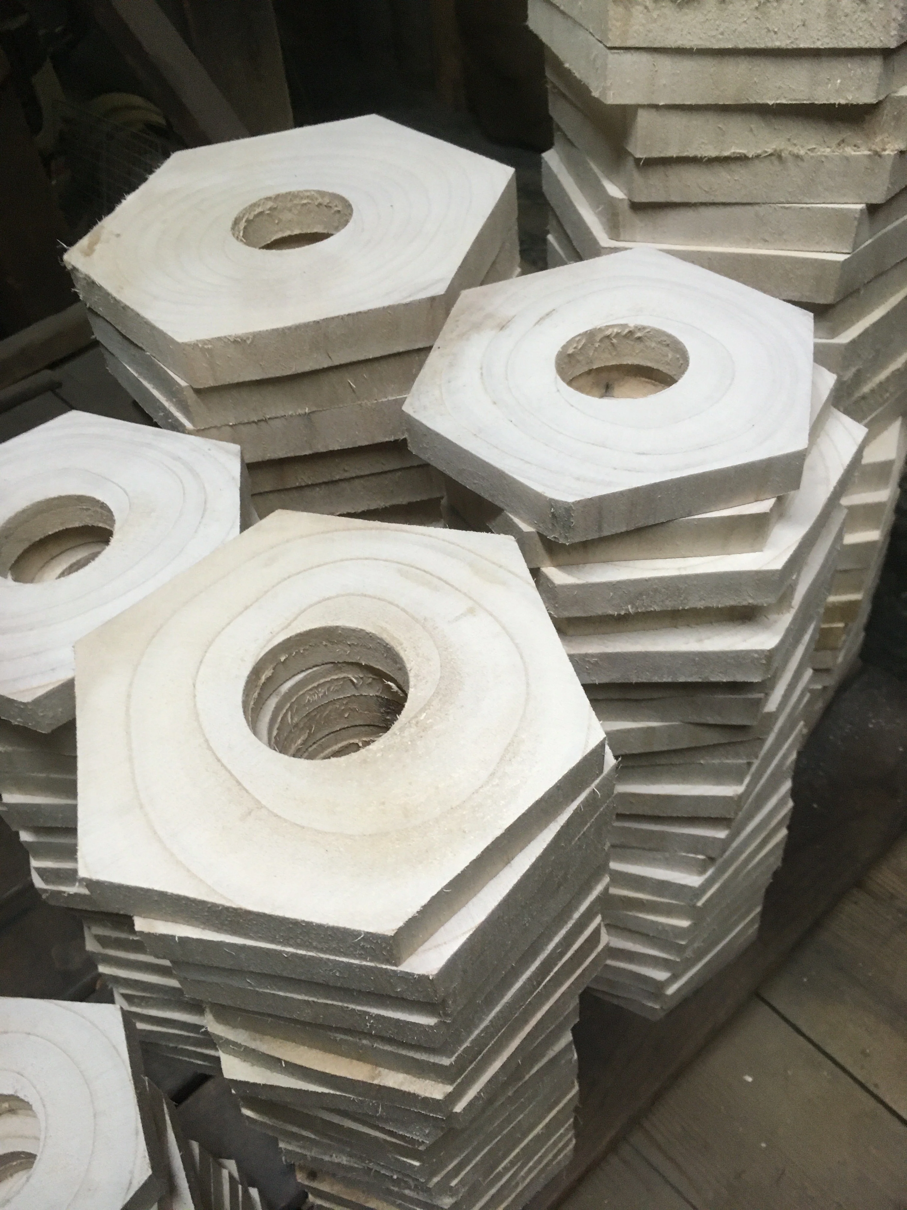 Hexagonal Paulownia Trivet - Image 17