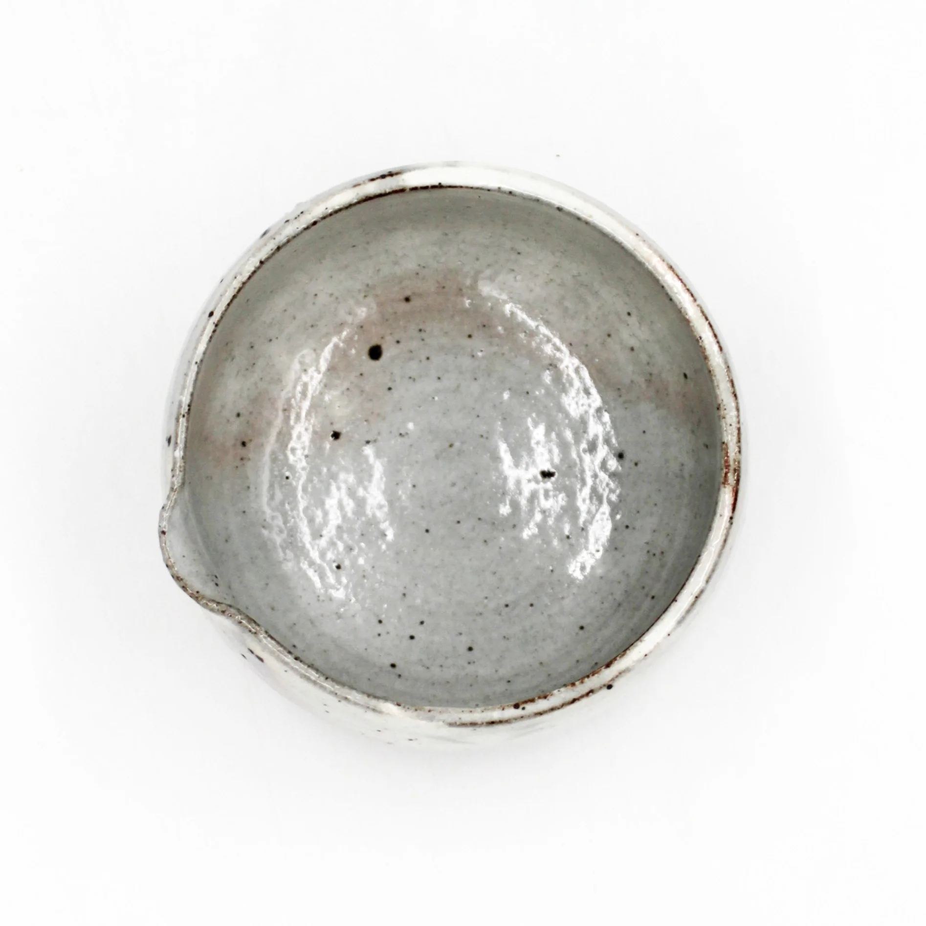 HYOZANGAMA Kohiki Katakuchi Spouted Matcha Bowl - Image 3
