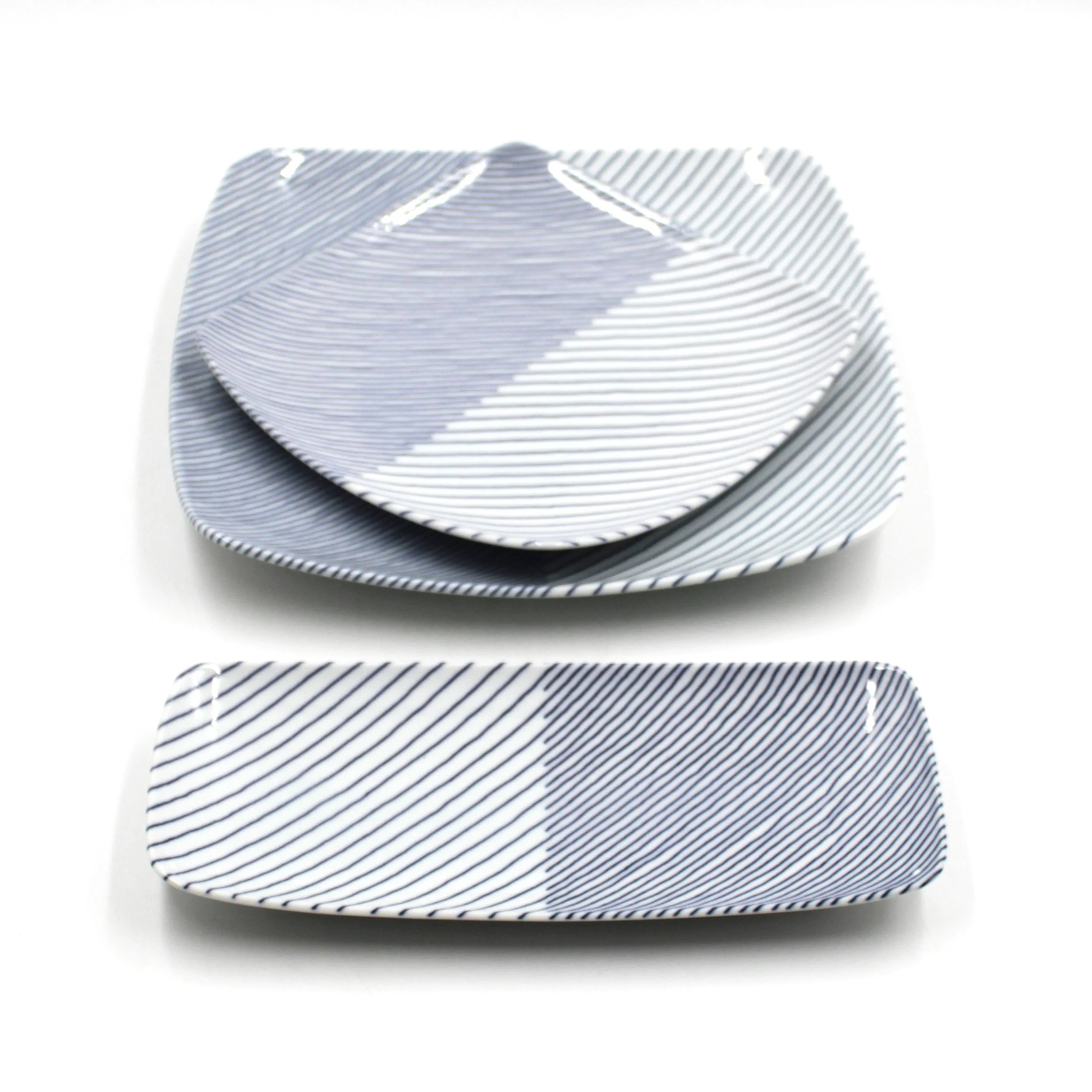 KASANEJIMA Curved Square Plate - Image 11