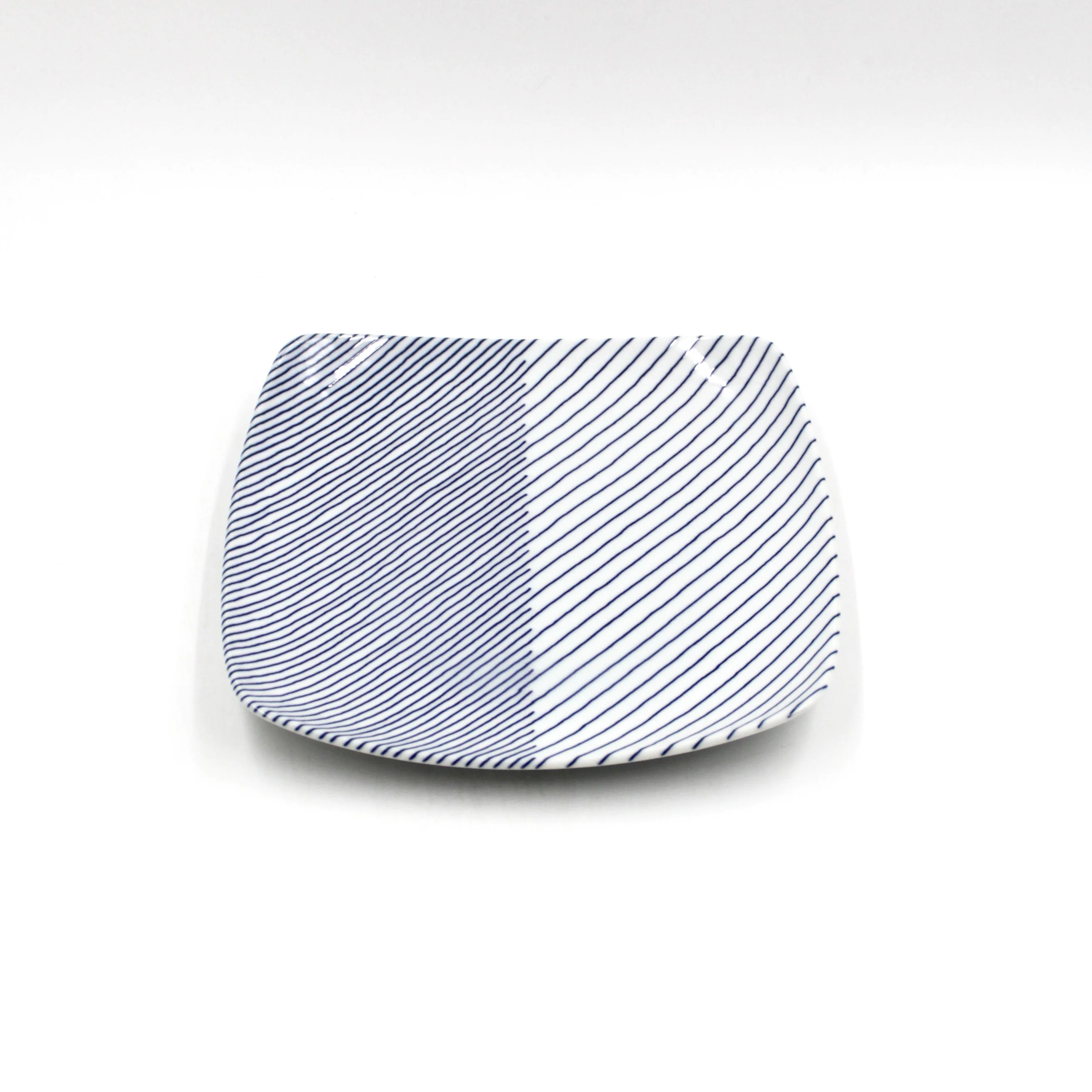 KASANEJIMA Curved Square Plate - Image 3