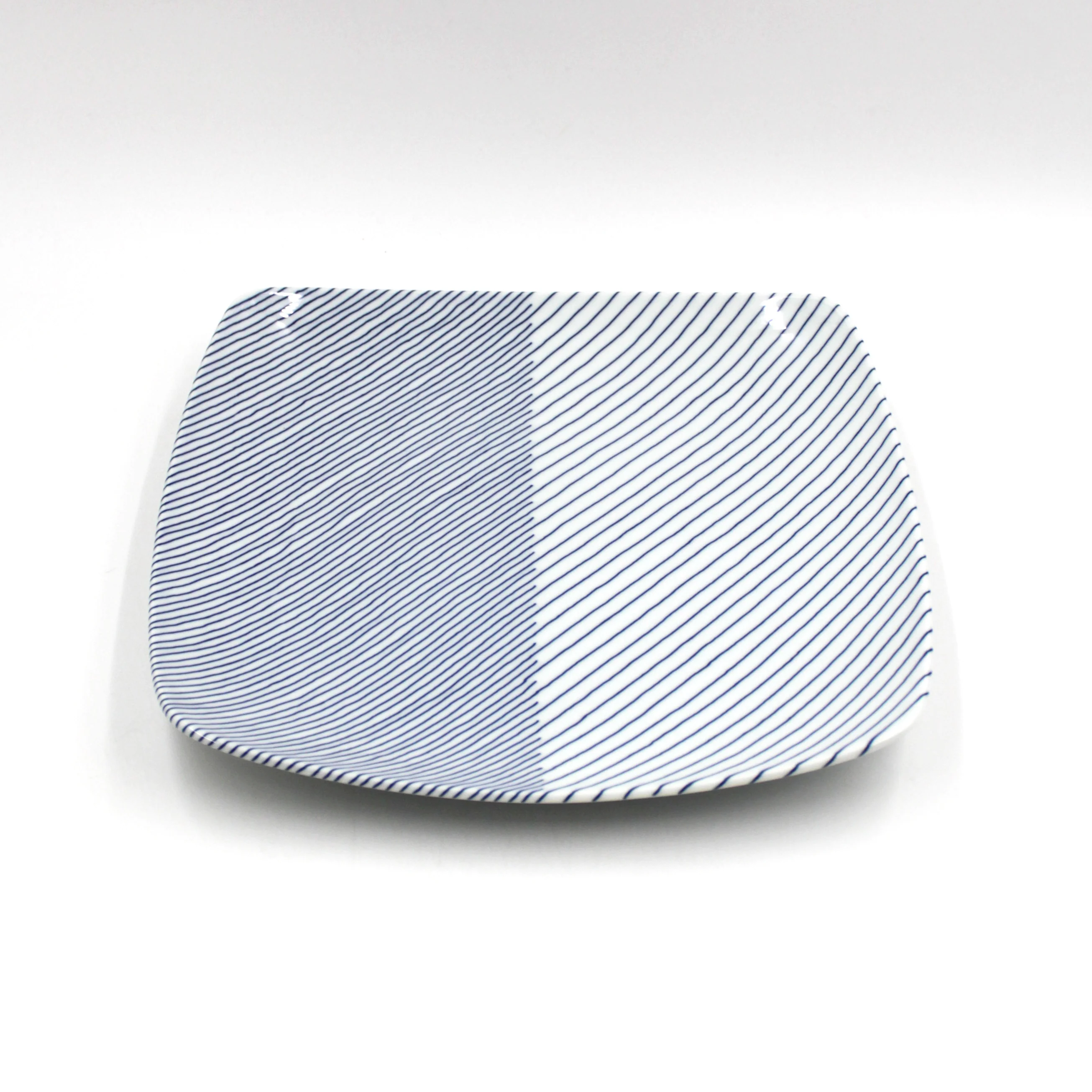 KASANEJIMA Curved Square Plate - Image 7