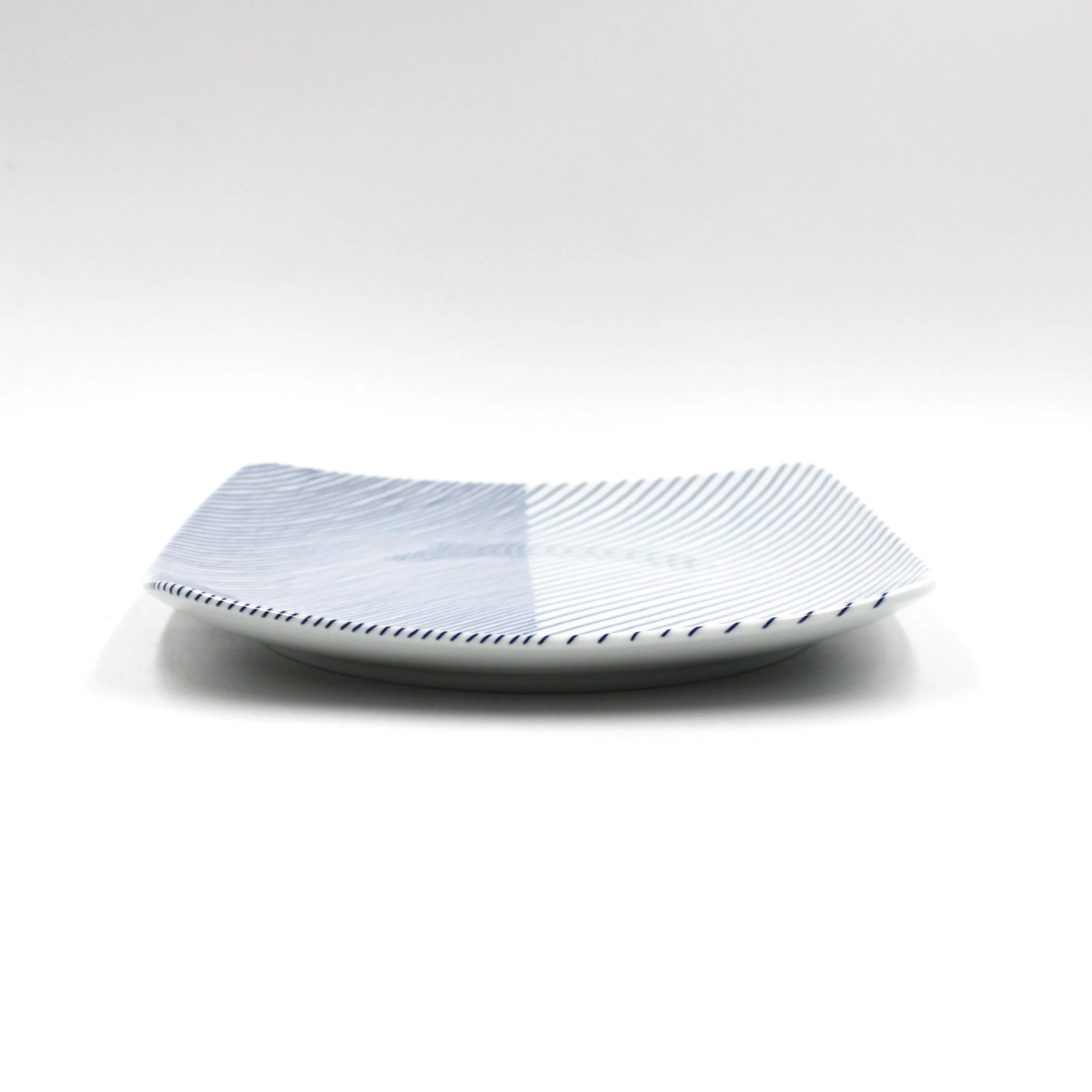 KASANEJIMA Curved Square Plate - Image 9