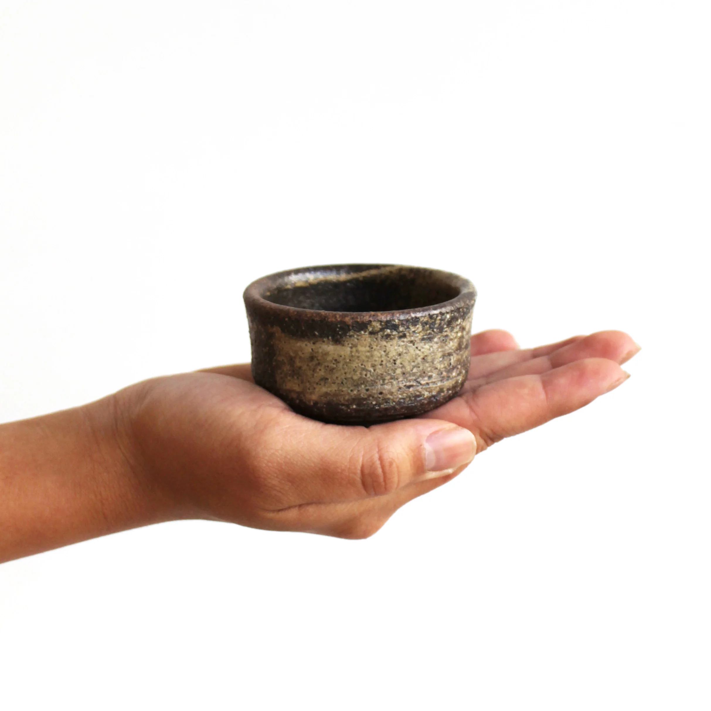 Kurokaki Tokkuri Sake Server and Cup Set - Image 6