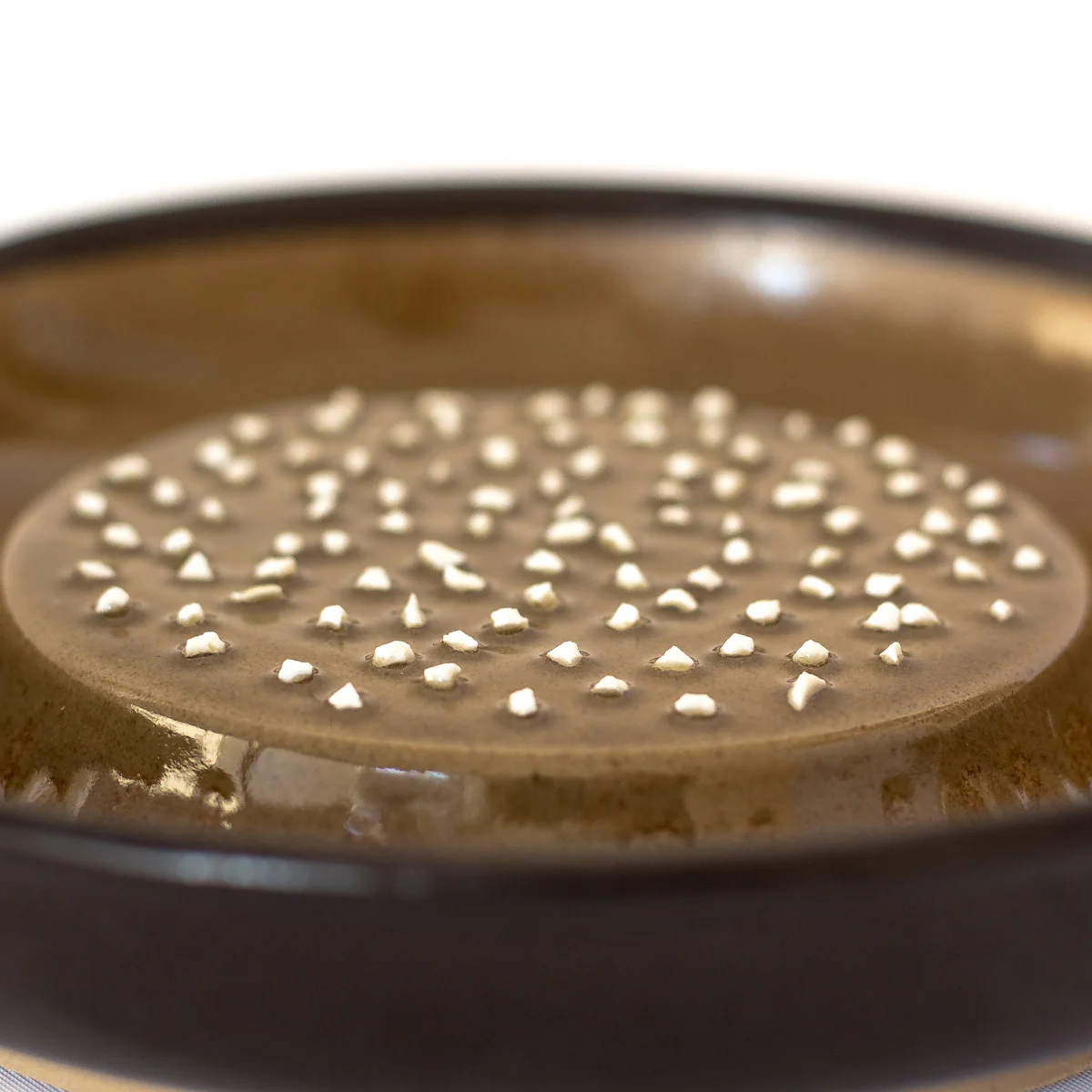 Large Suri Plate Grater - Image 5