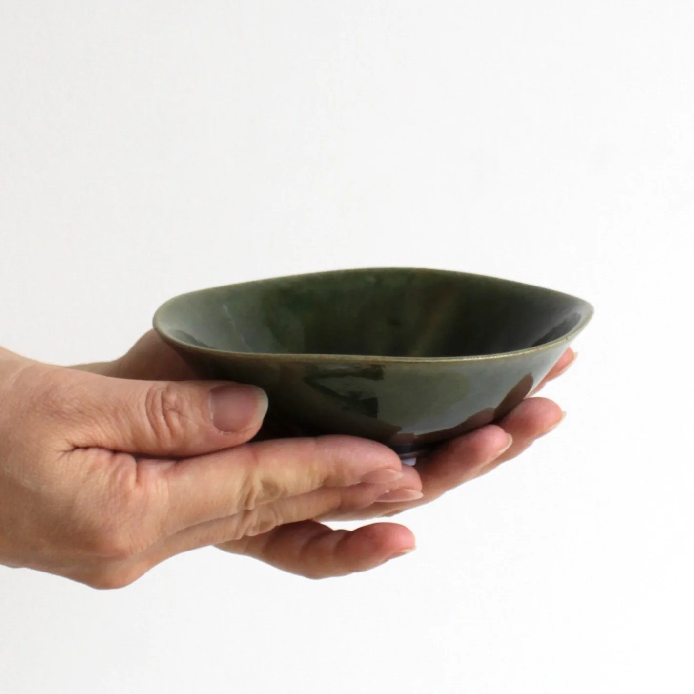 Oribe Deformed Square Kobachi Bowl - Image 5