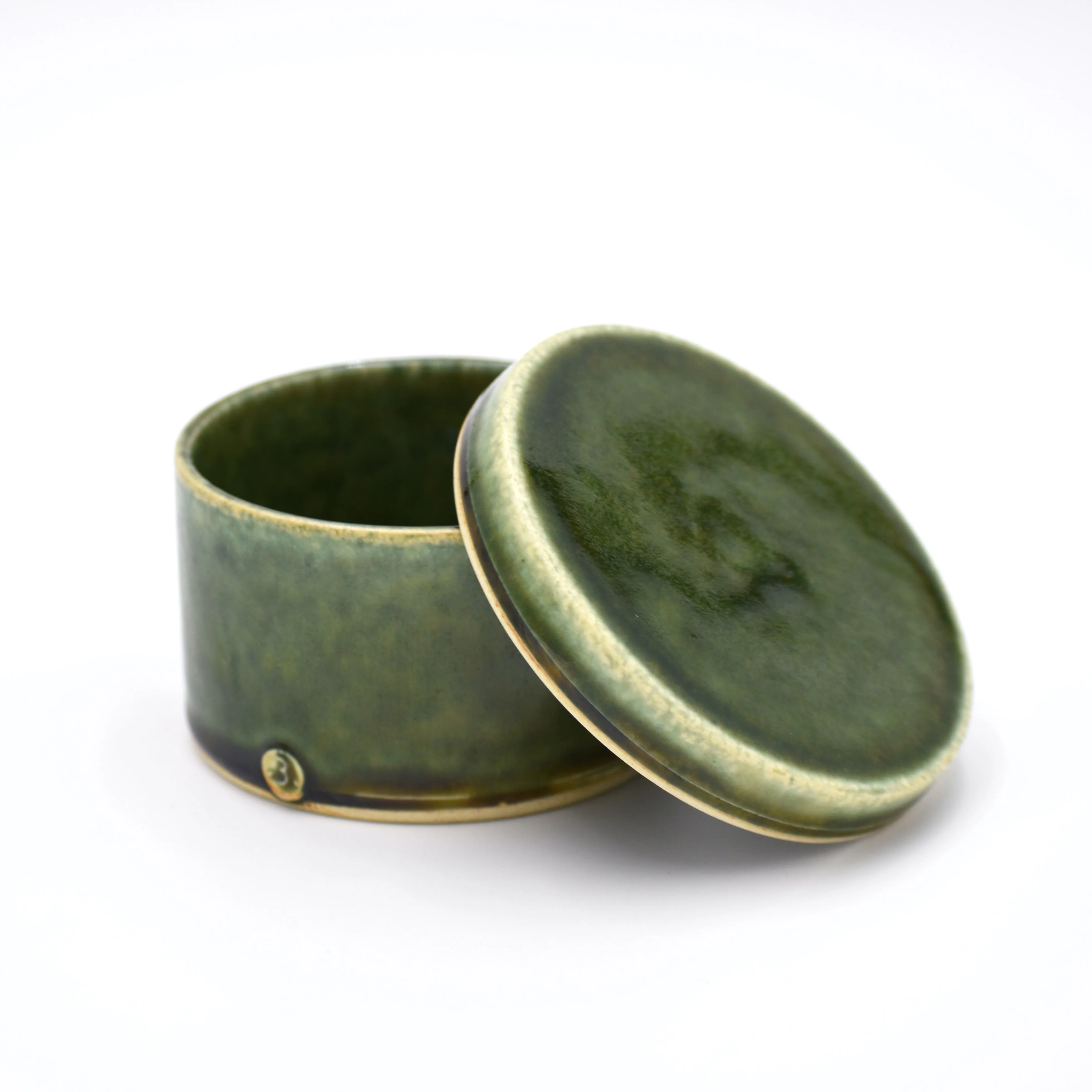 Oribe Small Bowl with Lid - Image 3