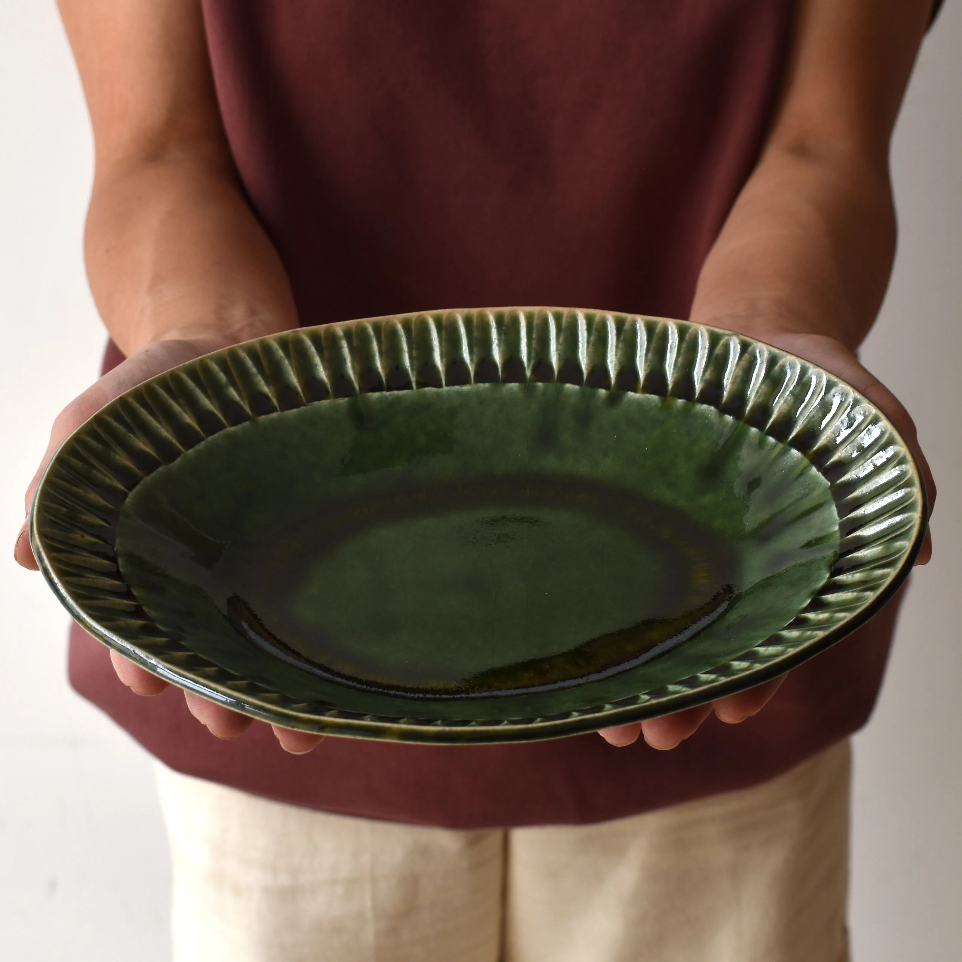 Oribe-Tokusa Shinogi Oval Shallow Bowl - Image 6