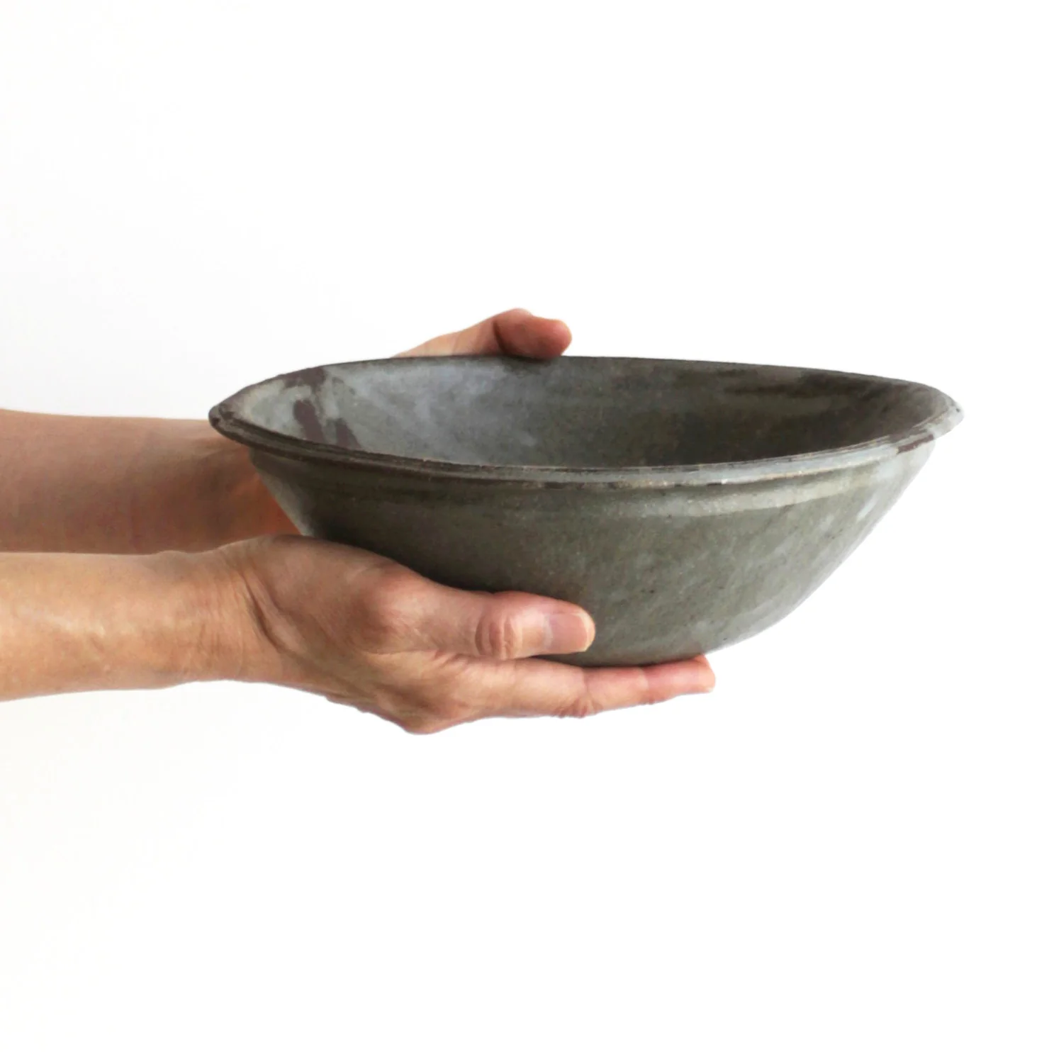 Sabi-Nezu Serving Bowl - Image 6