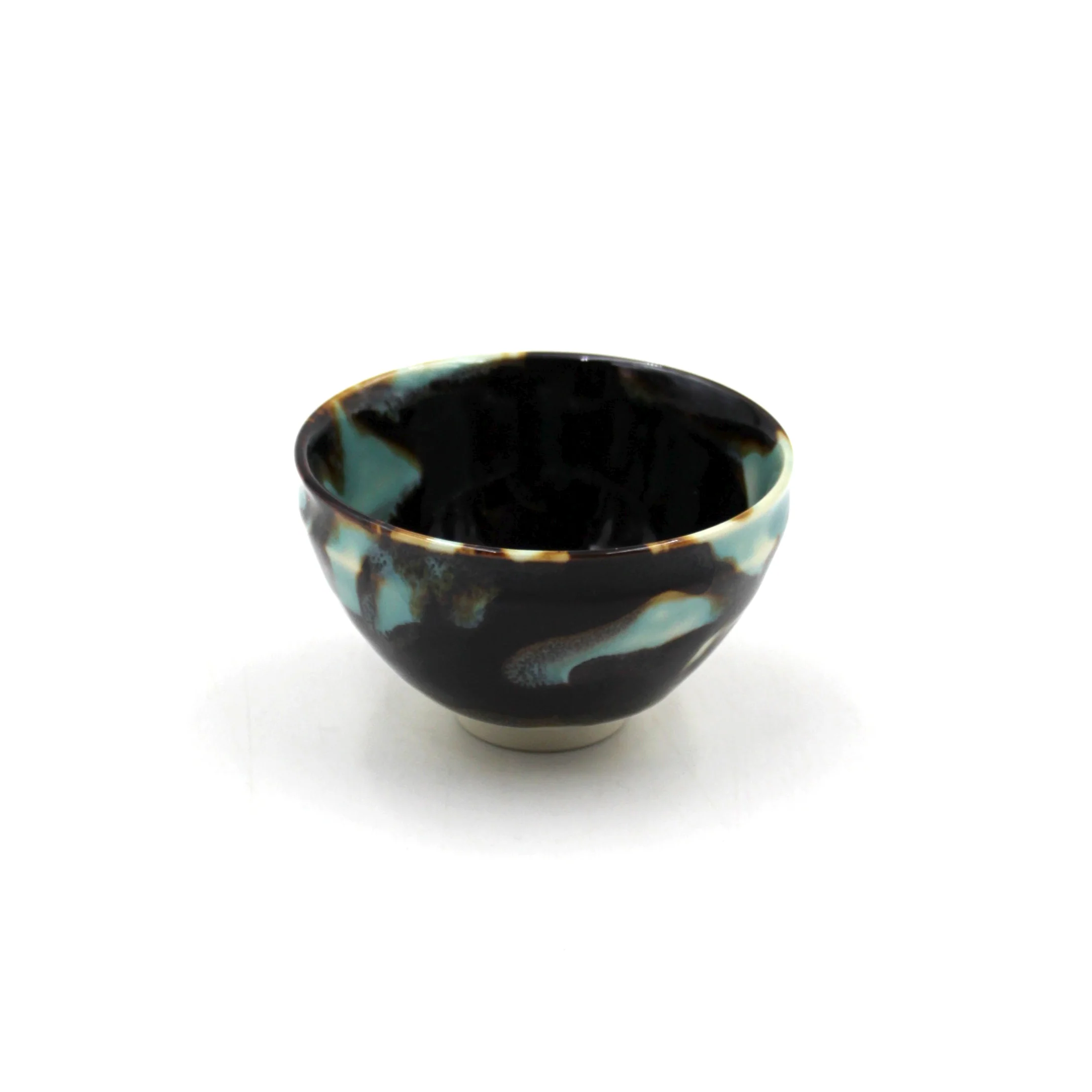 Shinemon-Gama 16-Piece Guinomi Sake Cup Set in Wooden Box - Image 23