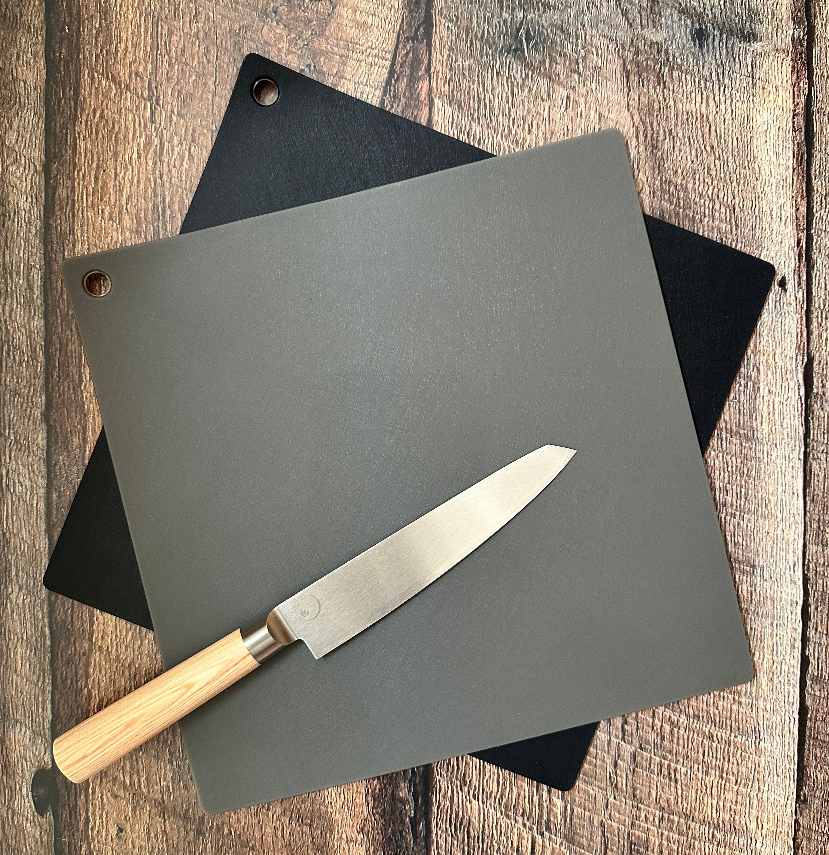Sleek Slice Japanese Cutting Board - Image 10