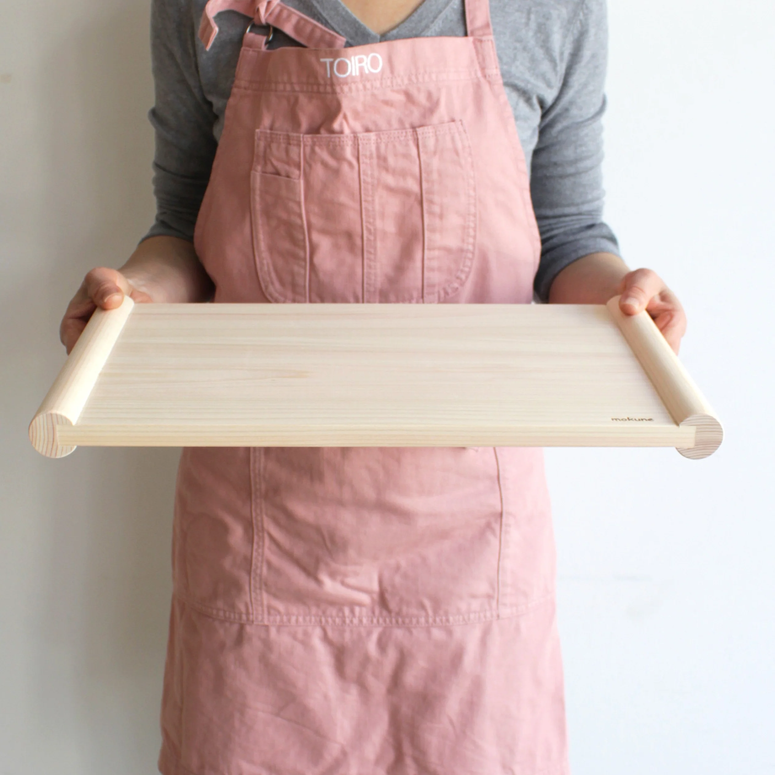 Tono Hinoki Cypress Floating Cutting Board - Image 5