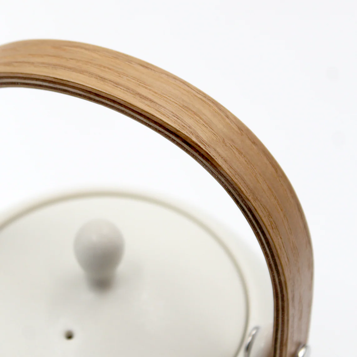YUI Wooden Handle Dobin Teapot - Image 5